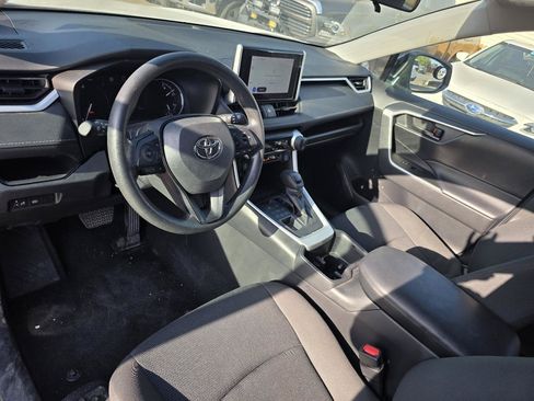 Used 2024 Toyota RAV4 LE AWD/4WD image 9