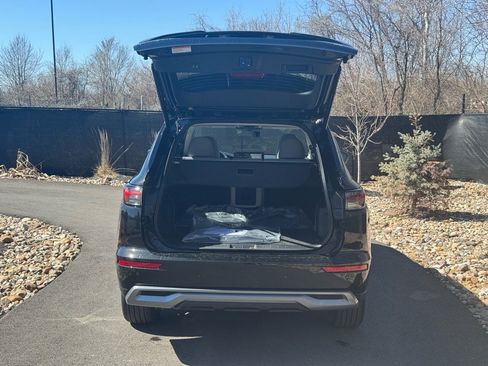 New 2025 Mitsubishi Outlander SE image 15