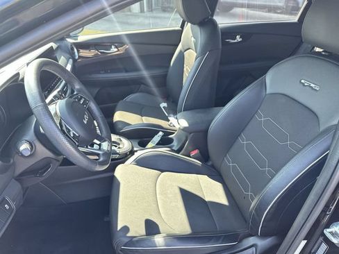 Certified 2023 Kia Forte GT-Line FWD image 15