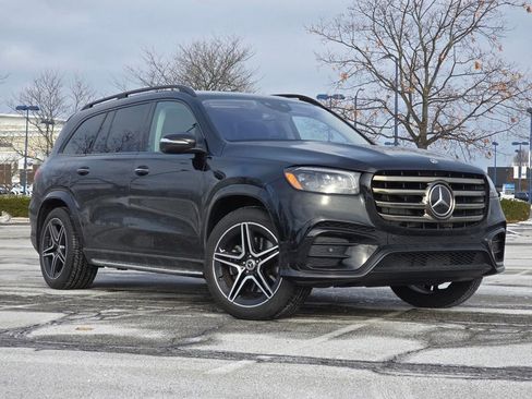 Used 2026 Mercedes-Benz GLS 450 GLS 450 image 1