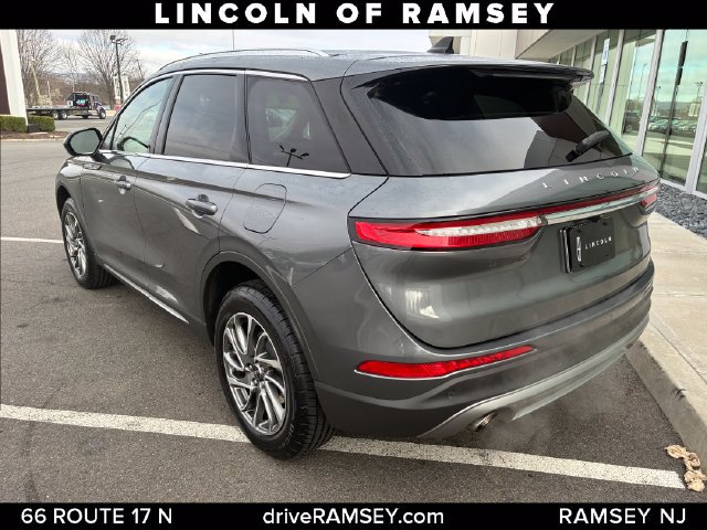 Certified 2022 Lincoln Corsair AWD w/ Equipment Group 101A image 3