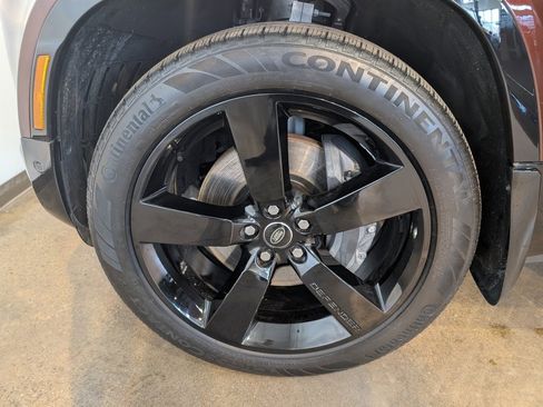 Used 2025 Land Rover Defender 110 Sedona Red Edition image 7