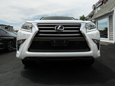 Used 2018 Lexus GX 460 Luxury AWD/4WD image 9