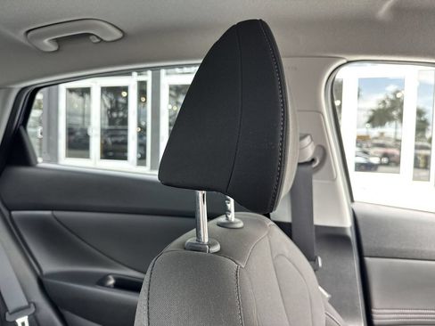 Used 2021 Hyundai Elantra SEL w/ Convenience + Premium Package FWD image 20