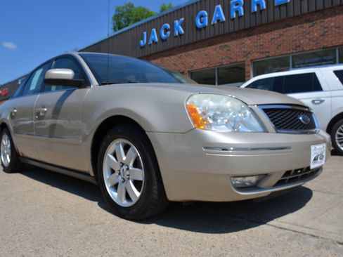 Used 2006 Ford Five Hundred SEL FWD image 1