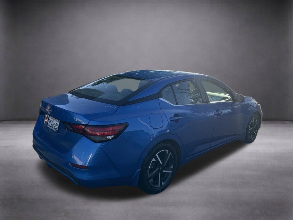 Used 2024 Nissan Sentra SV FWD image 4