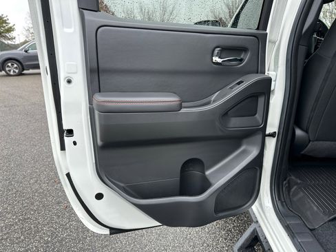 New 2025 Nissan Frontier PRO-4X image 20