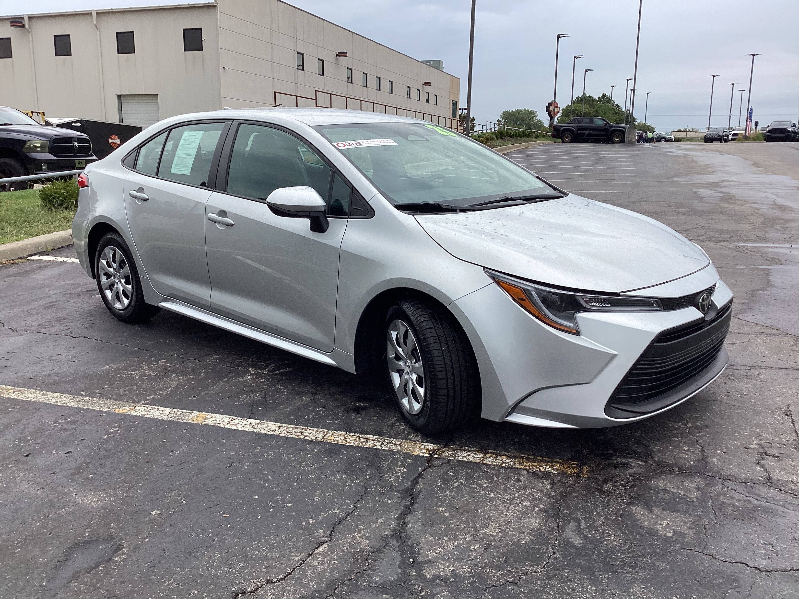 Certified 2025 Toyota Corolla LE FWD image 2