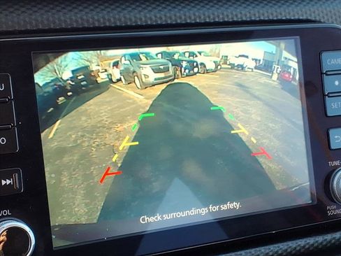 Used 2023 Nissan Kicks SV image 11