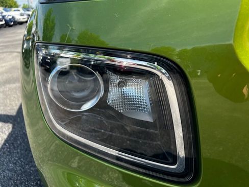 Certified 2024 Hyundai Venue SEL FWD image 21
