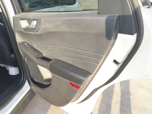 Used 2021 Ford Escape SEL image 12