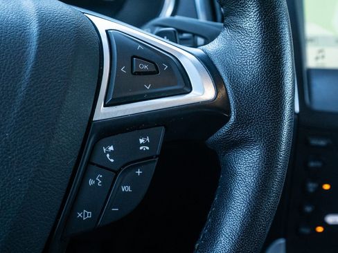 Used 2018 Ford Edge Titanium w/ Equipment Group 302A image 23