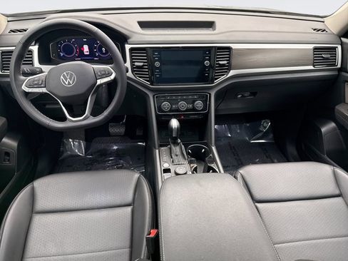 Used 2022 Volkswagen Atlas SE w/ Panoramic Sunroof Package image 14