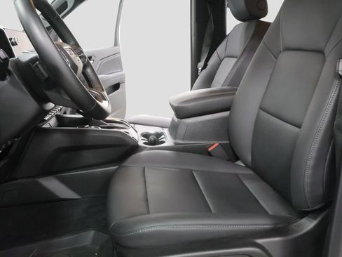 Used 2025 GMC Canyon Elevation w/ Convenience Package AWD/4WD image 21