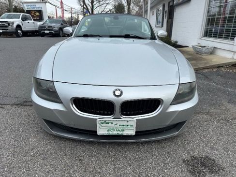 Used 2006 BMW Z4 3.0i image 8