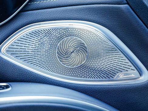 Used 2023 Mercedes-Benz EQS 580 4MATIC SUV image 23