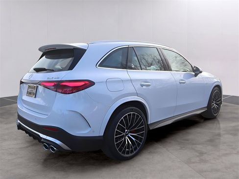New 2026 Mercedes-Benz GLC 43 AMG 4MATIC image 7