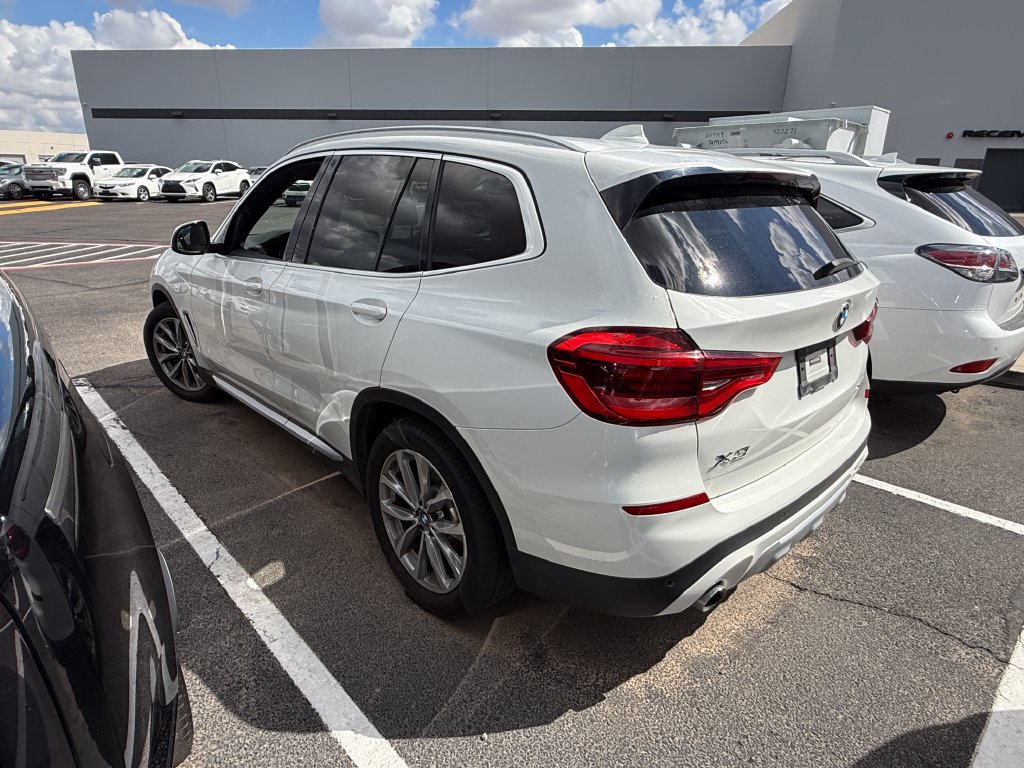 Used 2019 BMW X3 xDrive30i w/ Premium Package AWD/4WD image 2