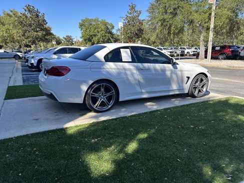 Used 2018 BMW 430i xDrive Convertible image 8