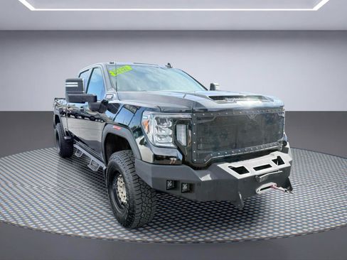 Used 2020 GMC Sierra 3500 AT4 w/ AT4 Premium Package AWD/4WD image 9