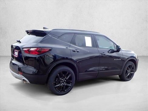Used 2022 Chevrolet Blazer LT image 4