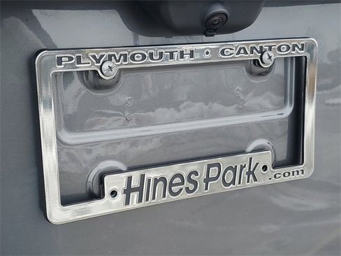 Used 2022 Ford Explorer ST w/ Equipment Group 401A image 11