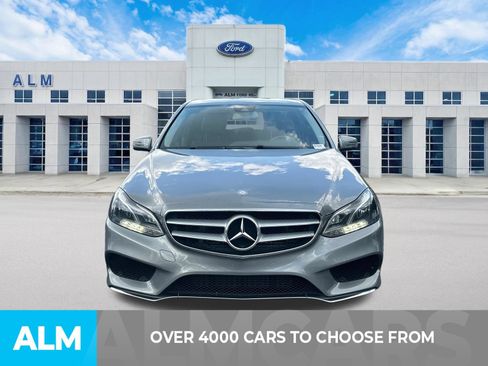 Used 2015 Mercedes-Benz E 250 BlueTEC Sedan image 2