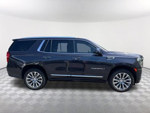 Used 2024 GMC Yukon Denali AWD/4WD image 4