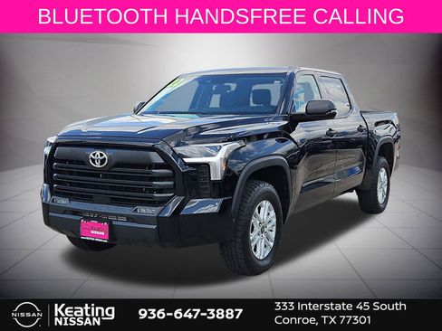 Used 2022 Toyota Tundra SR5 w/ SR5 Convenience Package AWD/4WD image 8