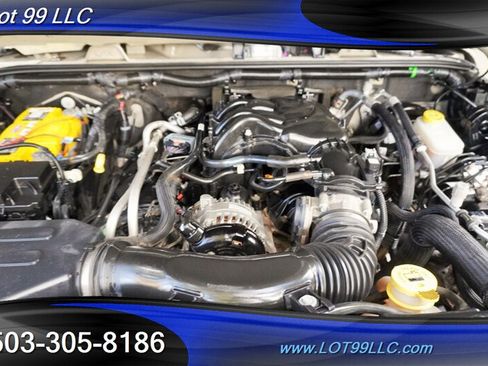 Used 2017 Jeep Wrangler Rubicon AWD/4WD image 18
