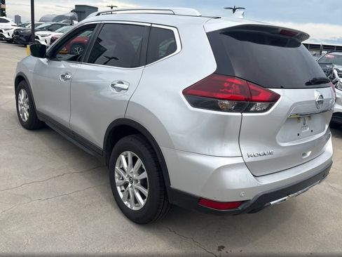 Used 2019 Nissan Rogue SV FWD image 7