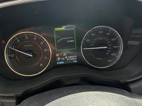 Used 2020 Subaru Crosstrek 2.0i Limited w/ Moonroof Package w/Navigation AWD/4WD image 13