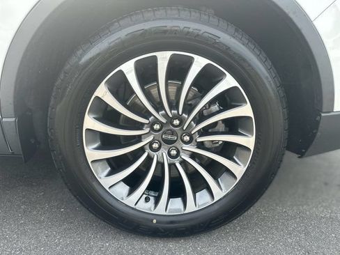 Certified 2023 Lincoln Aviator Reserve w/ Equipment Group 201A RWD image 10