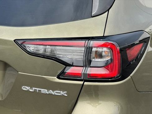 Used 2023 Subaru Outback Premium image 26