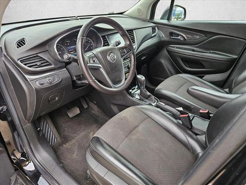 Used 2020 Buick Encore Preferred image 9