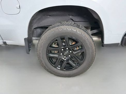 Used 2024 Chevrolet Silverado 1500 LT Trail Boss w/ LT Trail Boss Premium Package AWD/4WD image 37