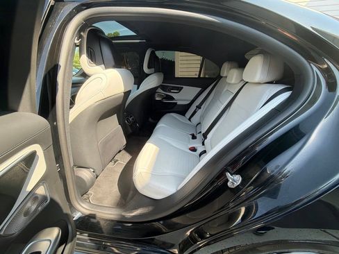 Used 2023 Mercedes-Benz C 300 4MATIC Sedan image 61