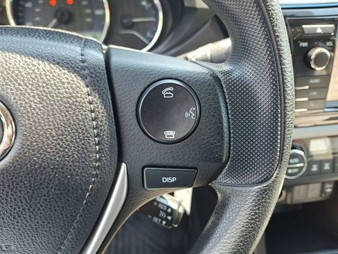 Used 2016 Toyota Corolla LE FWD image 22