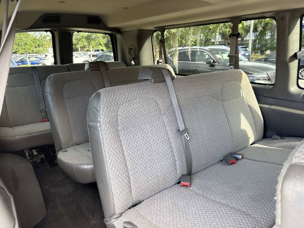Used 2016 Chevrolet Express 3500 LT w/ LT Preferred Equipment Group RWD image 12