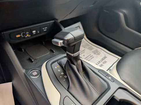 Used 2025 Kia K4 GT-Line w/ GT-Line Premium Package image 21