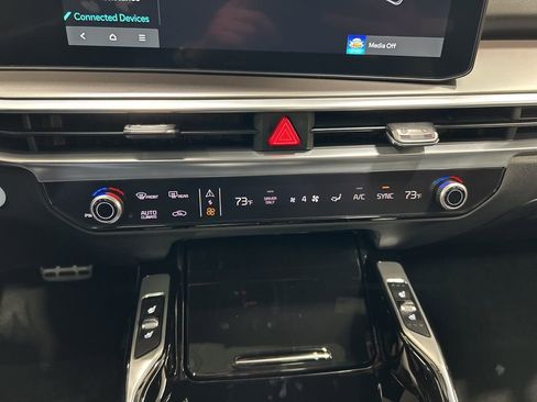 New 2026 Kia Sorento SX Prestige image 23