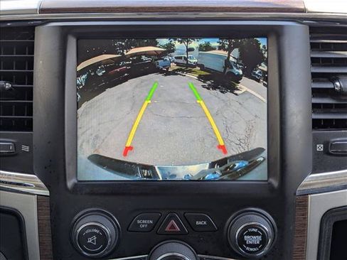 Used 2017 RAM 2500 Laramie w/ Cold Weather Group AWD/4WD image 12