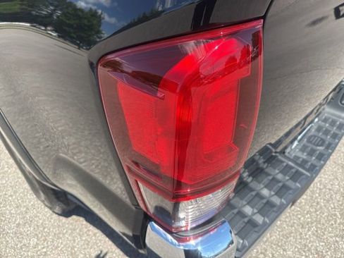 Certified 2021 Toyota Tacoma SR5 RWD image 10
