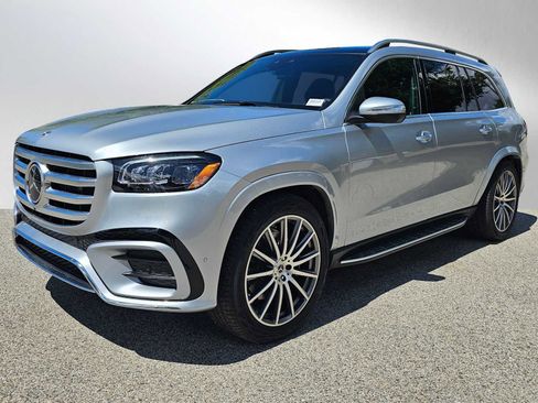 New 2026 Mercedes-Benz GLS 580 4MATIC image 7