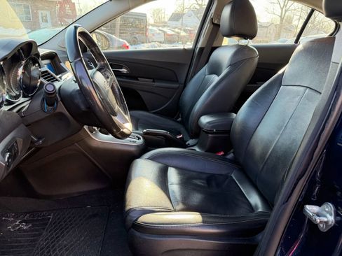 Used 2011 Chevrolet Cruze LT w/ RS Package image 7