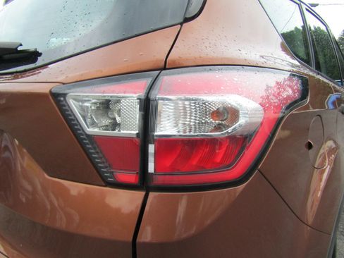 Used 2017 Ford Escape S FWD image 9