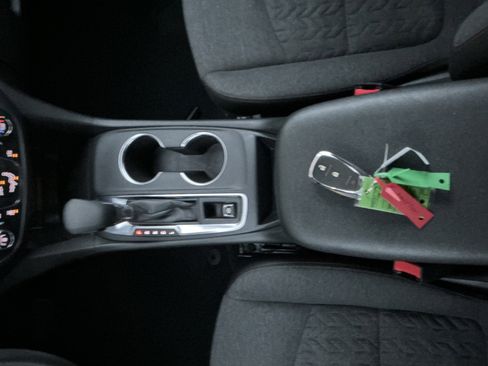 Used 2022 Chevrolet Equinox LT image 11