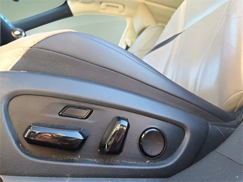 Used 2019 Lexus ES 350 image 24