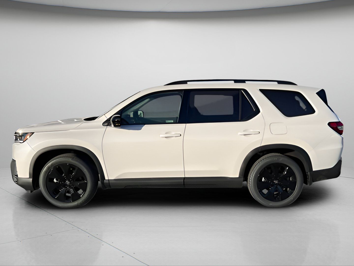 New 2026 Honda Pilot Black Edition image 8