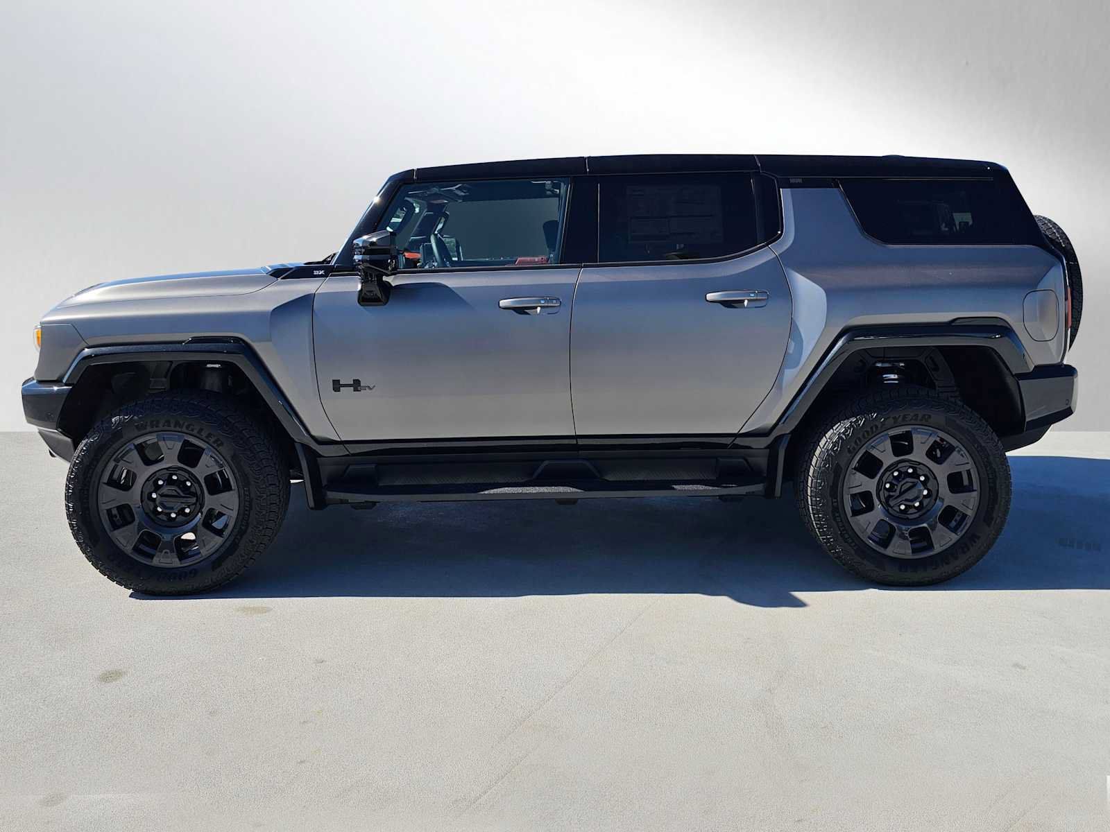New 2026 GMC Hummer EV 3X w/ Carbon Fiber Edition Package AWD/4WD image 6